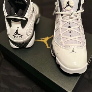 Celebrate the legendary "His Airness" run with the Jordan 6 Rings. new unused